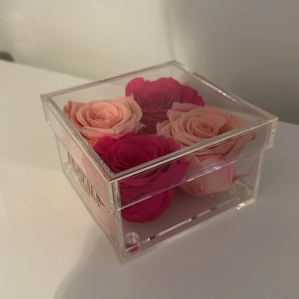 Eternal roses - Picture 2 of 4